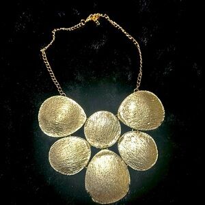 Necklace - gold tone